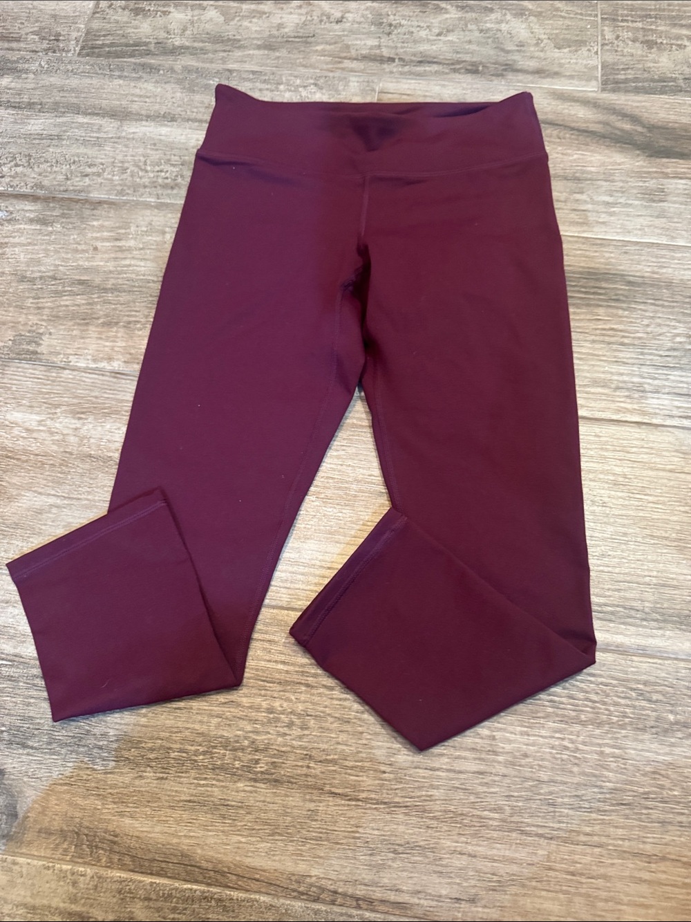 Women's High-Rise Burgundy Performance Leggings